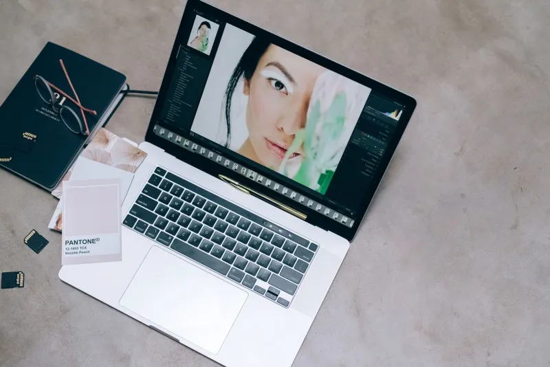 Launch Day Panic-Proof: The 9 Graphics Every Creator Should Have Ready Before Going Live